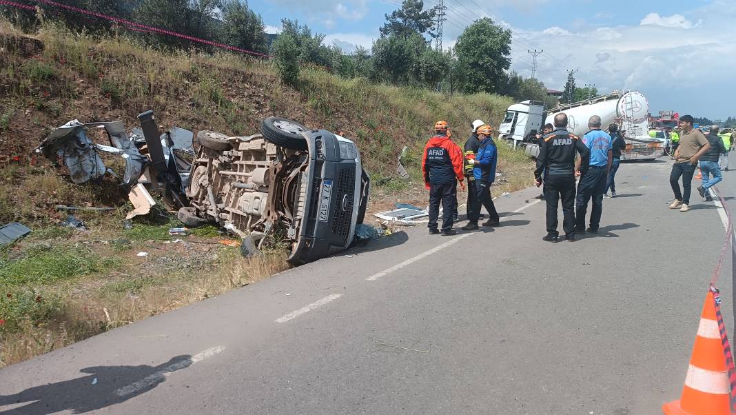 Gaziantep’ten yürek yakan fotoğraf! Yan yana toprağa verildiler 46